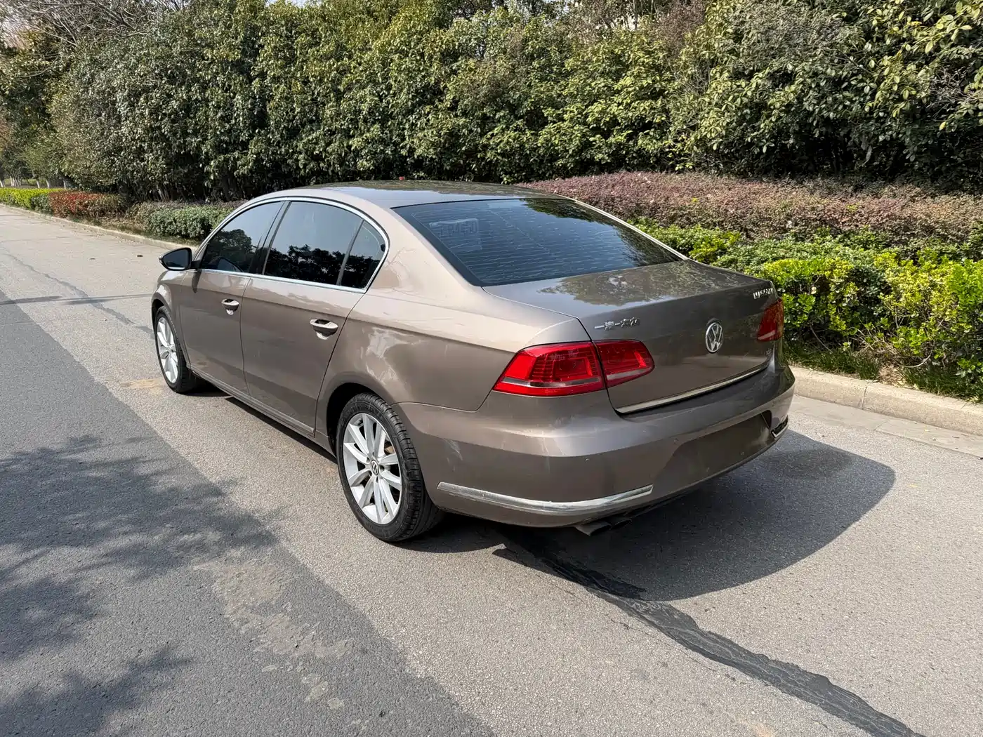 Volkswagen Magotan 2013 1.8TSI Premium фото 6