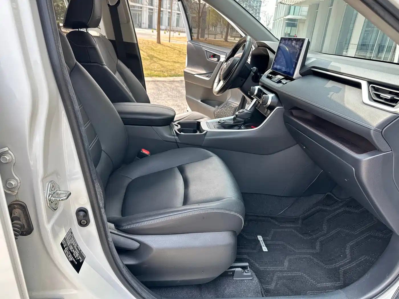Toyota RAV4 Rongfang 2021 2.0L CVT 4WD Premium фото 7