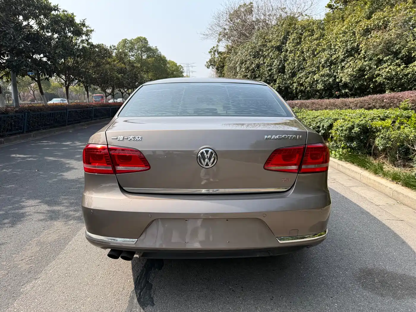 Volkswagen Magotan 2013 1.8TSI Premium фото 8