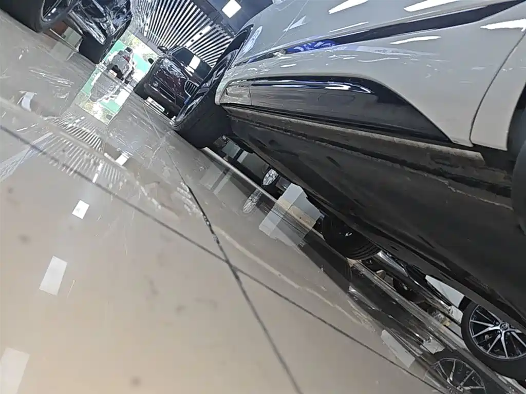 Volkswagen Tayron GTE Plug-in Hybrid 2022 1.4T Luxury фото 21