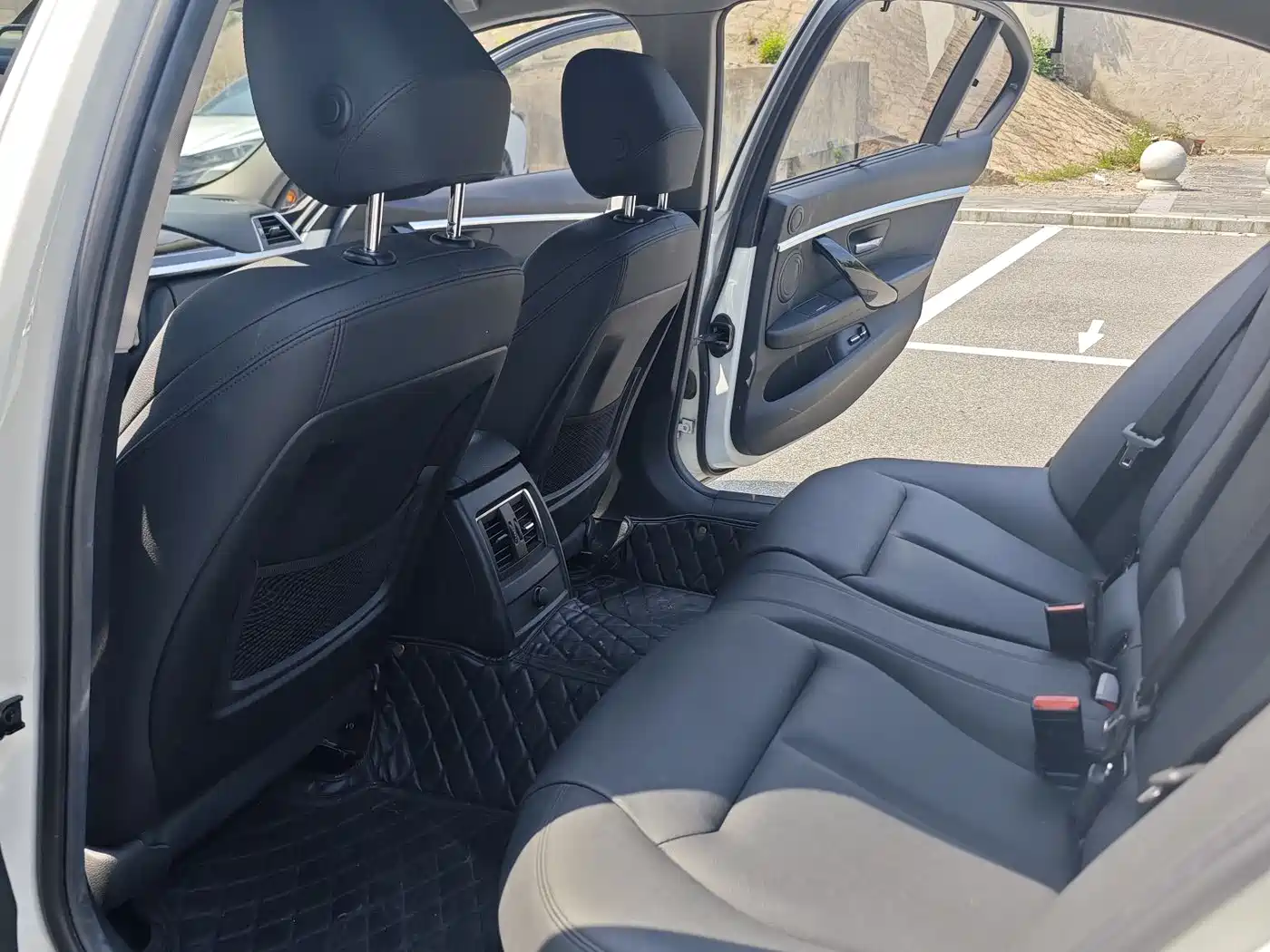 BMW 3 Series 2018 320Li M Sport Black Night Edition фото 8