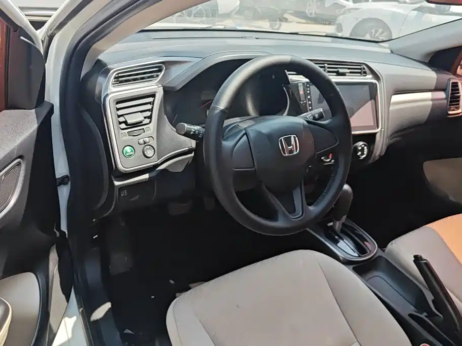 Honda Greiz 2017 2016 1.5L CVT Classic Edition