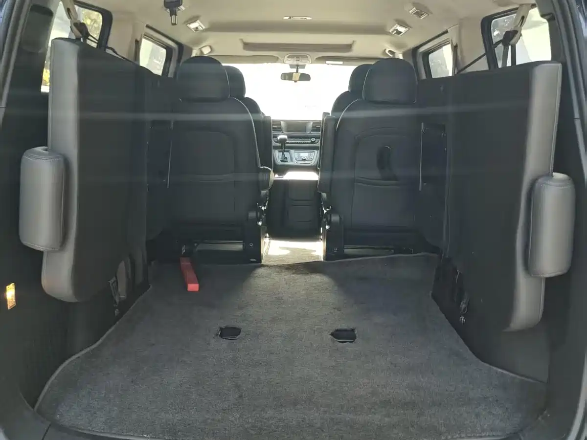 SAIC Maxus Maxus G10 2021 2.0T Automatic Smart Edition Gasoline 7-Seater фото 8