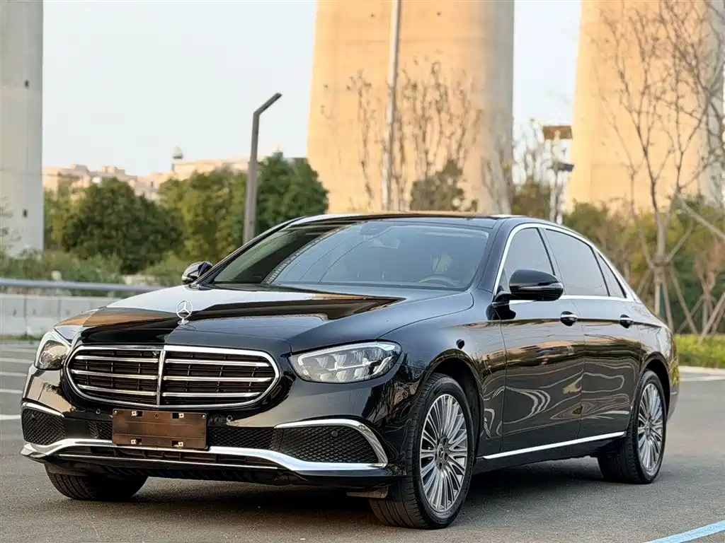  E CLASS
