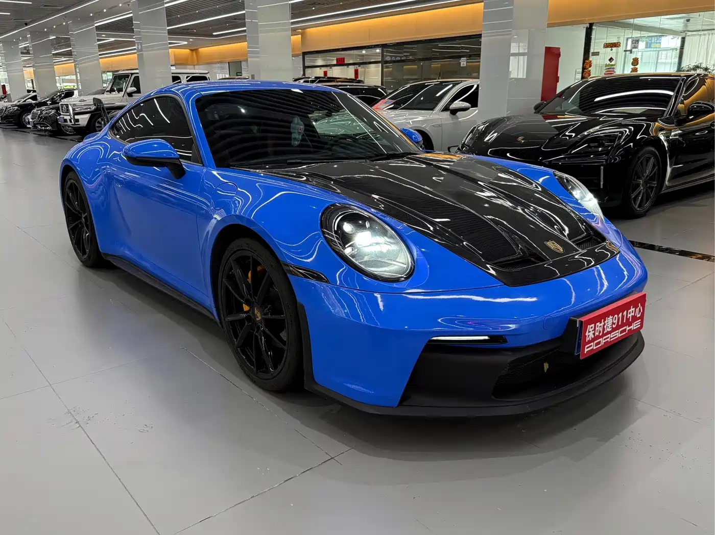 Фото 3 - Porsche 911