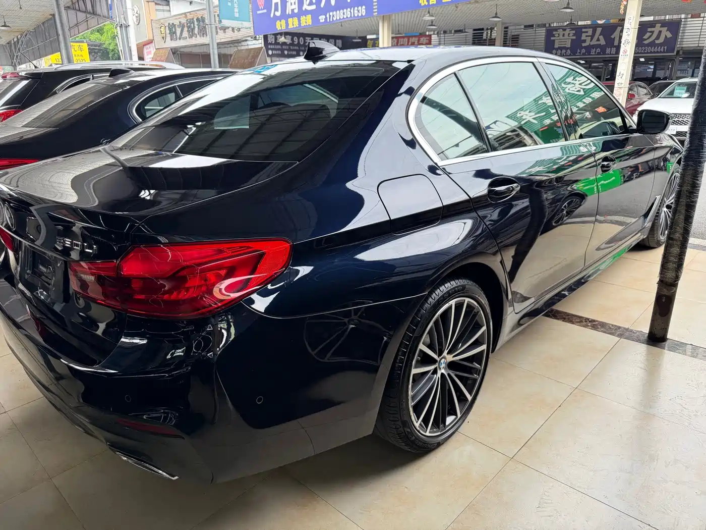 BMW 5 Series 2020 530Li Leading M Sport Package фото 4