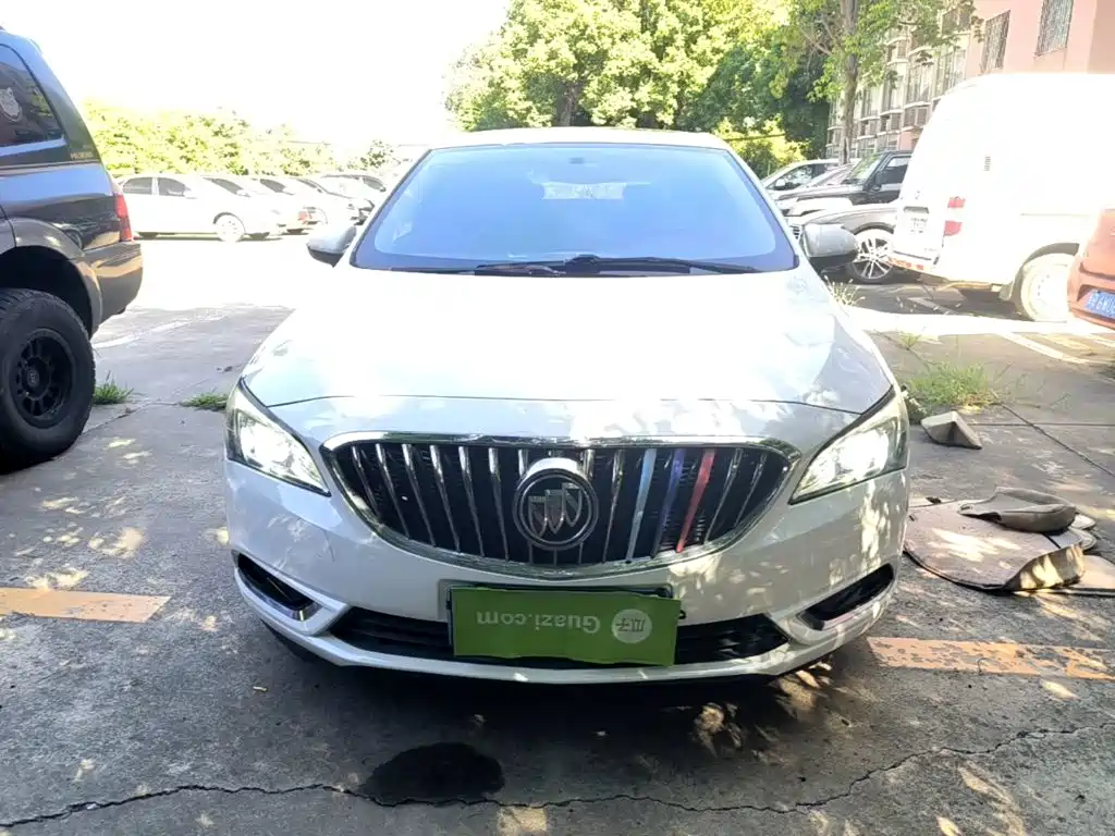 Фото 3 - Buick Verano