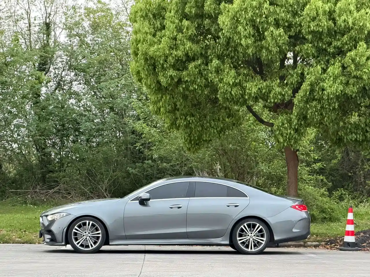MERCEDES-BENZ CLS