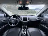 Фото 14 - Jeep Compass