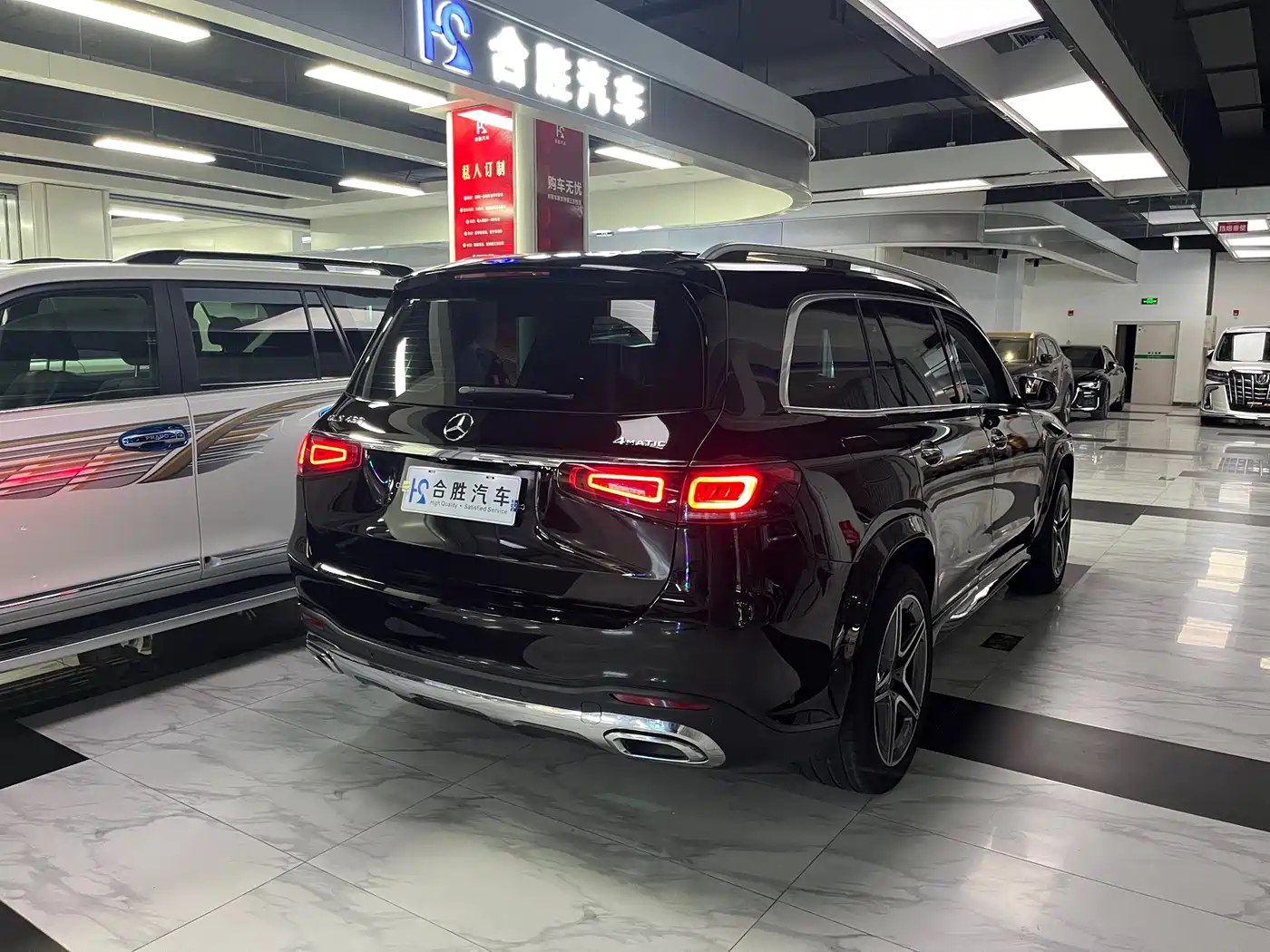 Mercedes-Benz GLS 2023 GLS 450 4MATIC Fashion Edition фото 7
