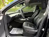 Фото 8 - Tesla Model Y