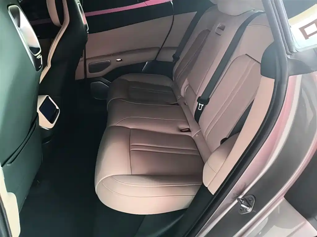 Xiaomi Auto Xiaomi YU7 2025 Extended Range AWD Pro фото 17