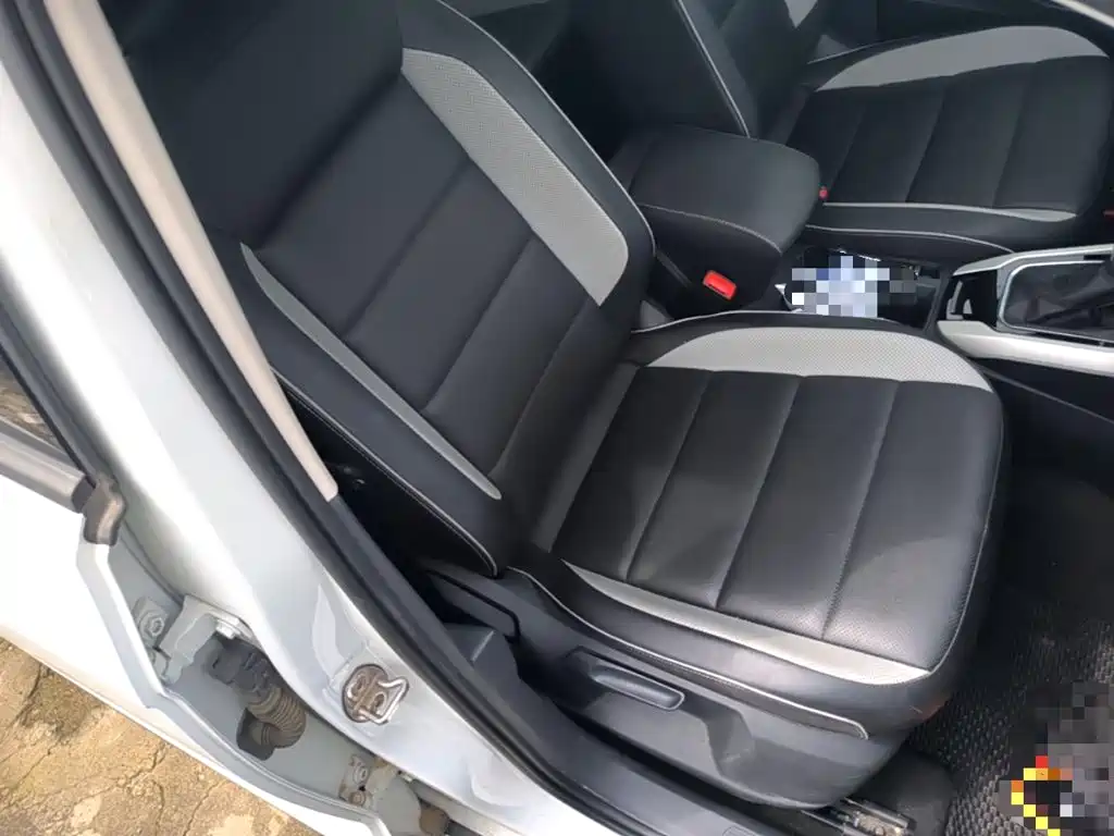 Volkswagen T-Roc, миниатюра 25