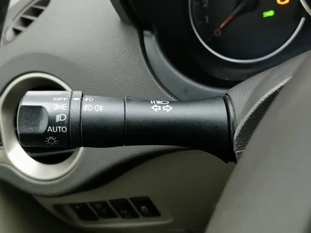 Renault Koleos (Import) 2013 2013 2.5L 4WD Comfort Edition