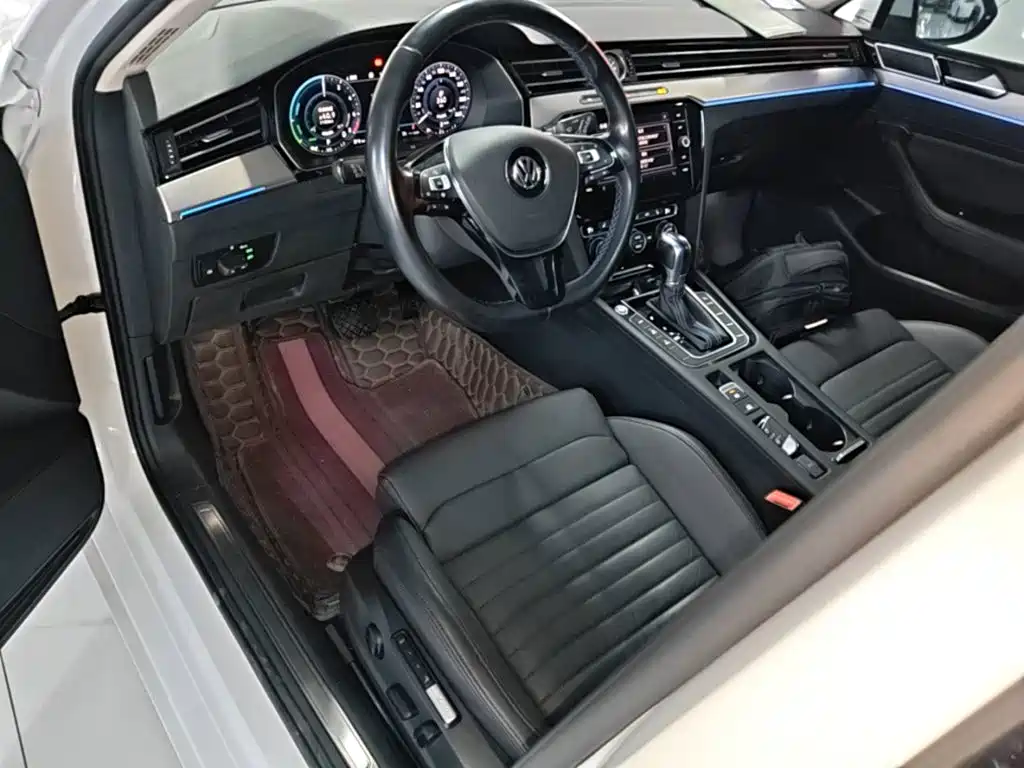 Volkswagen Variant New Energy 2020 2019 GTE