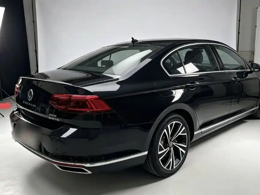 Фото 24 - Volkswagen Magotan