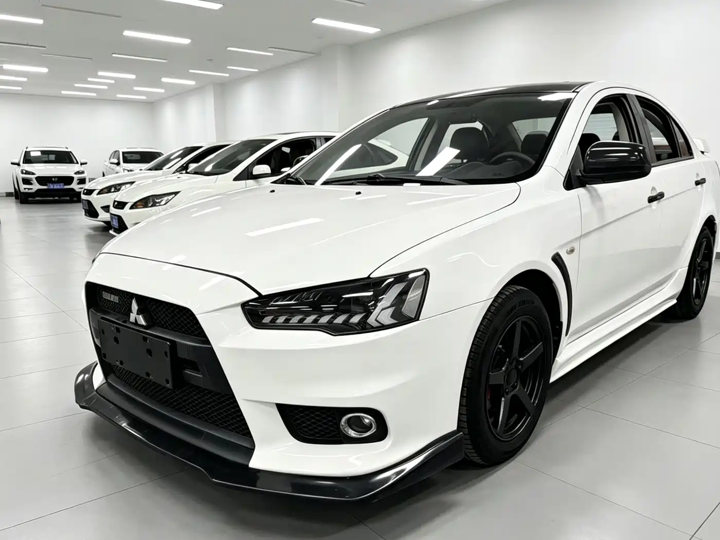 Mitsubishi Lancer EX 2015 1.6L Manual Fashion фото 2