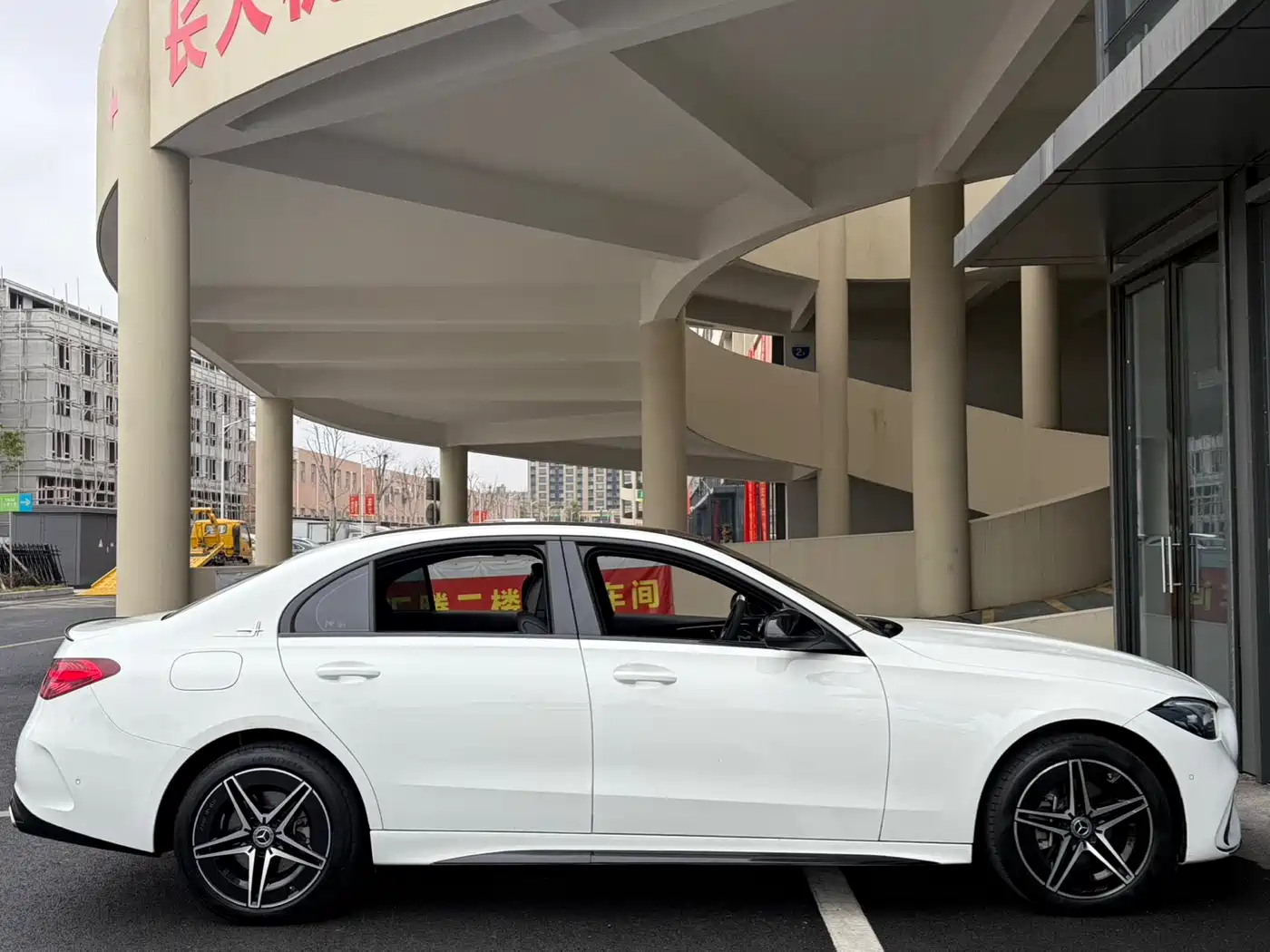 MERCEDES-BENZ C CLASS