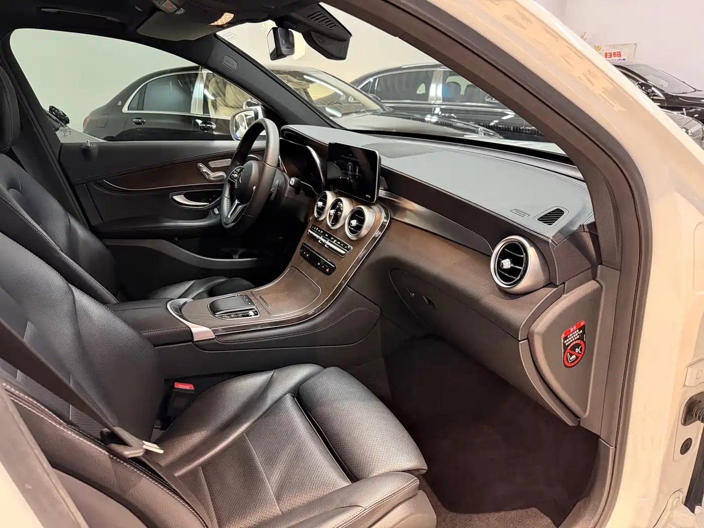 Mercedes-Benz GLC 2021 GLC 260 L 4MATIC Luxury фото 18