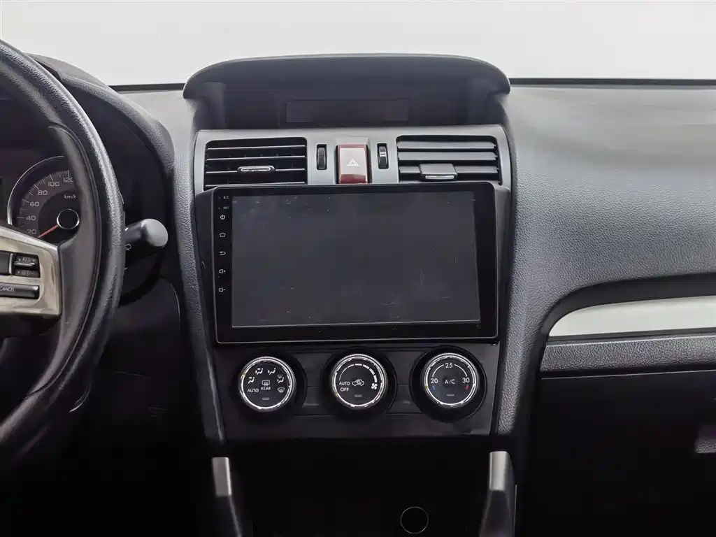 Subaru Forester 2013 2.0i Automatic Comfort Edition фото 12