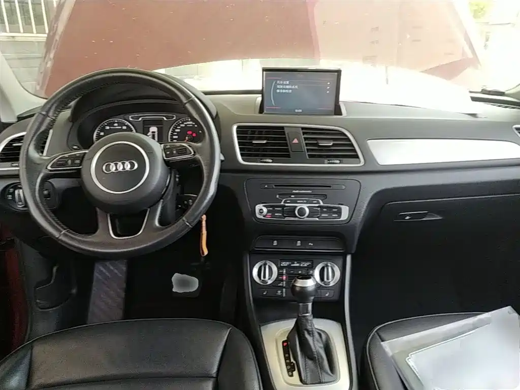 Audi Q3 2015 35 TFSI Comfort фото 10