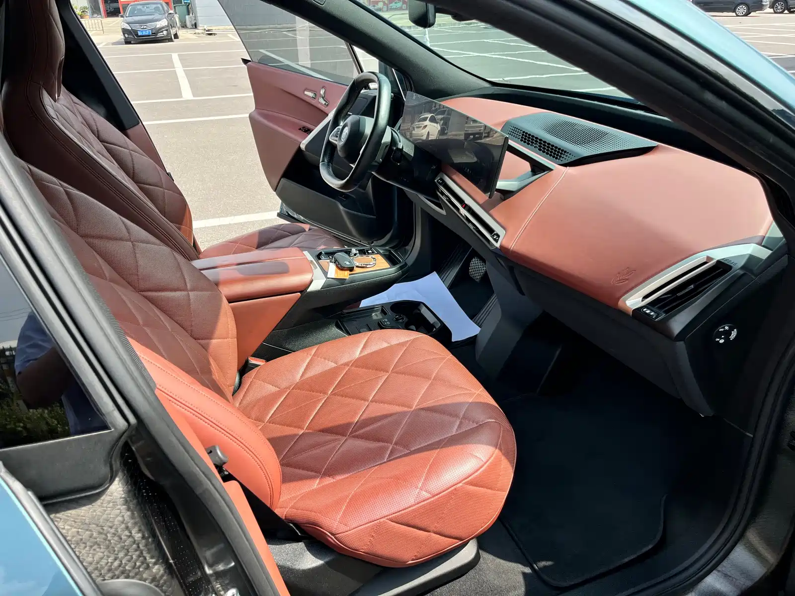 Фото 5 - BMW iX