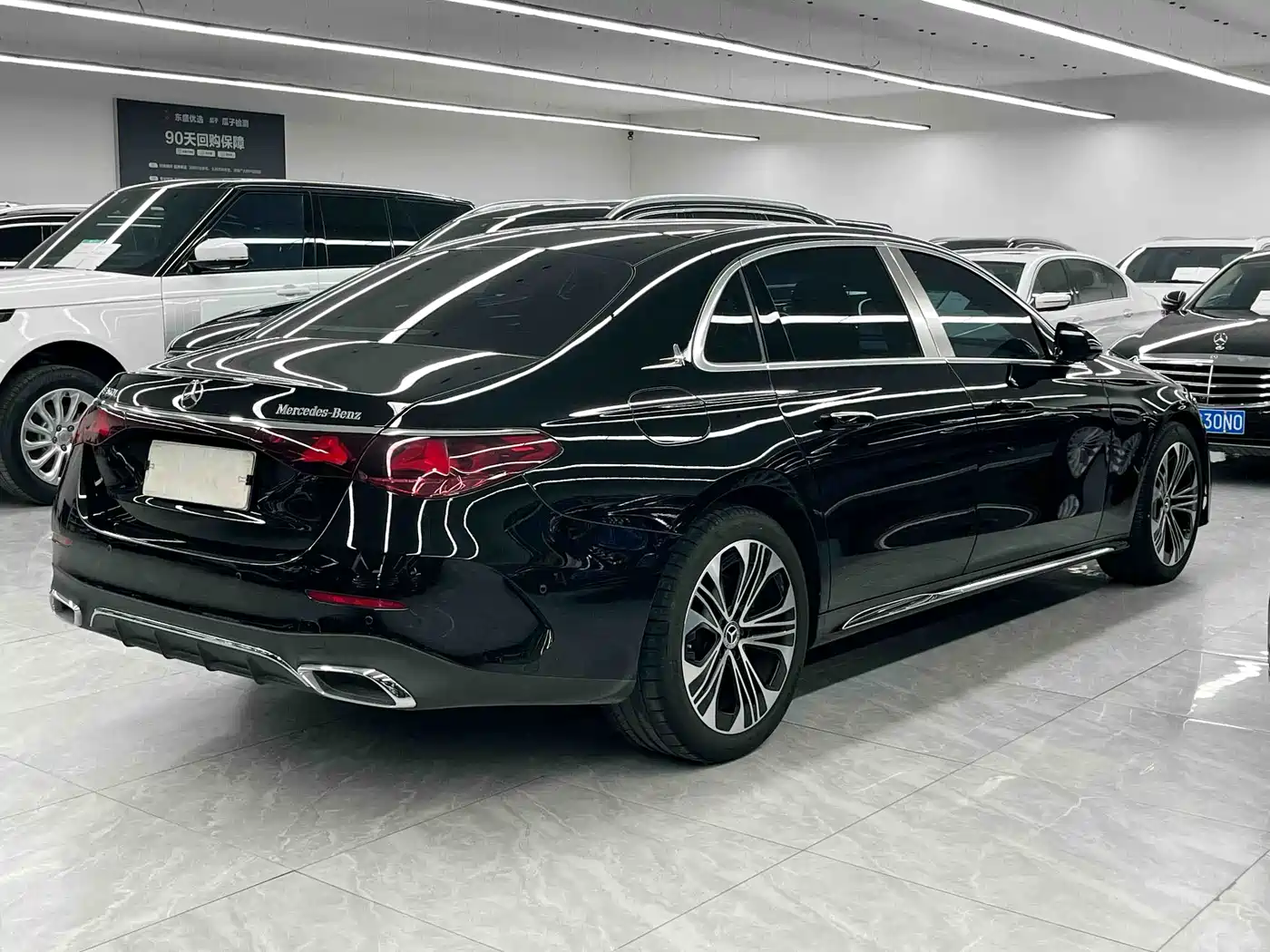 Mercedes-Benz E-Class 2024 E 300 L Fashion Sport фото 4