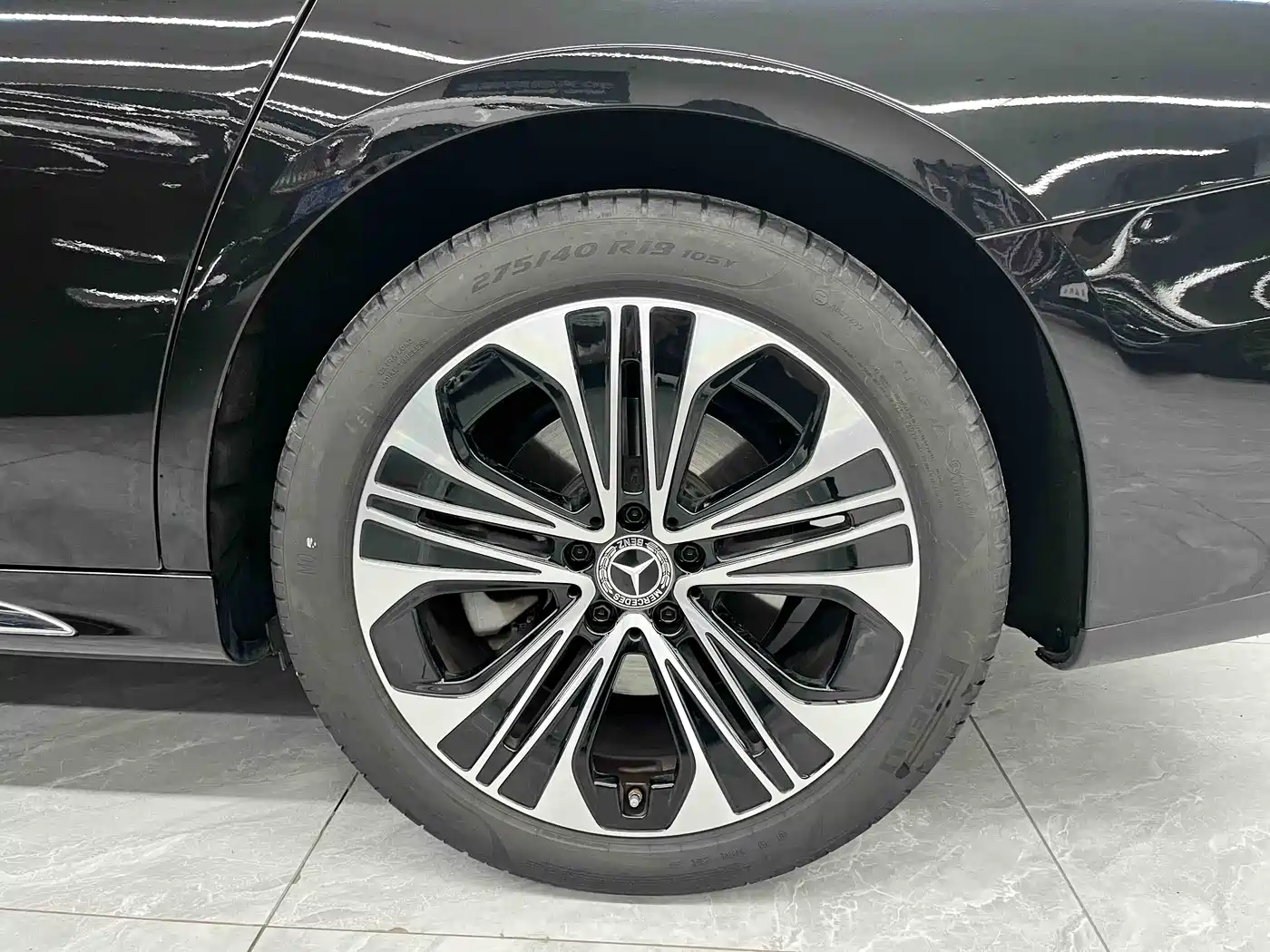 Mercedes-Benz E-Class 2024 E 300 L Fashion Sport фото 25