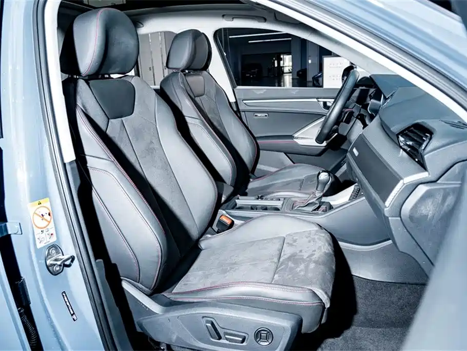 Audi Q3 2023 40 TFSI RS Kit Speed Edition фото 20