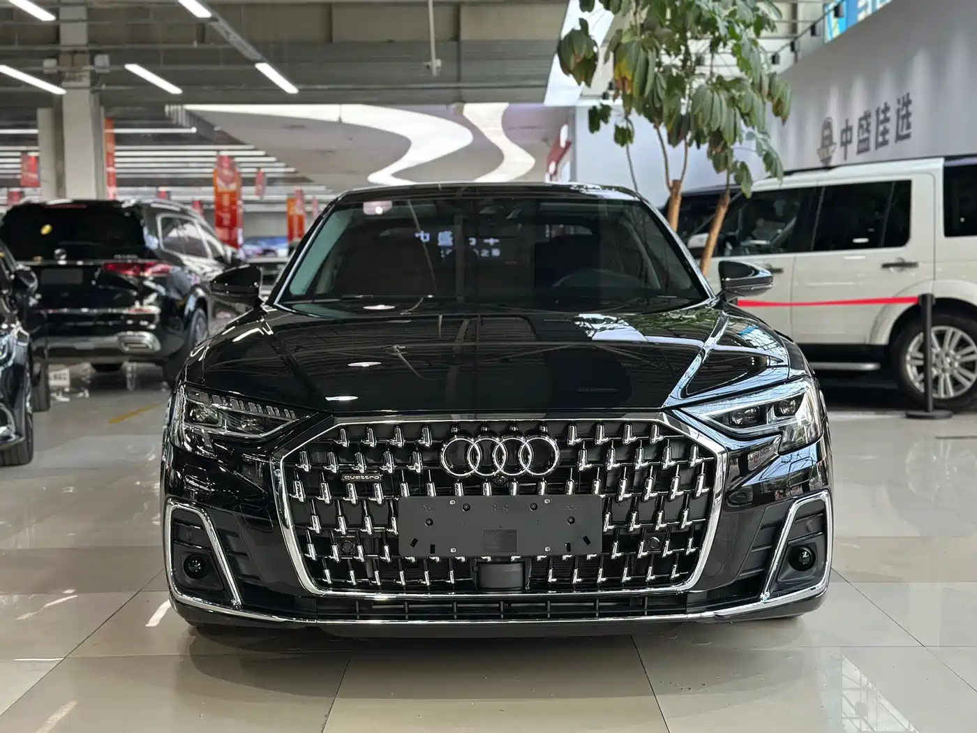 Audi A8 2025 A8L 50 TFSI quattro Exclusive Selection фото 3