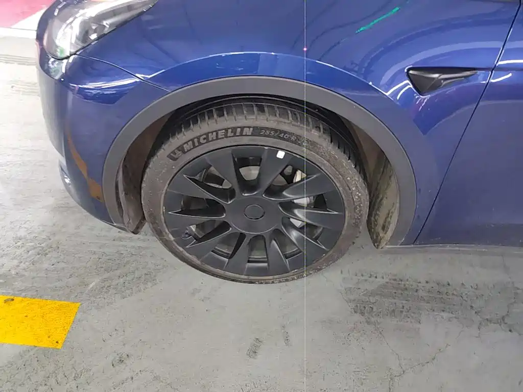 Фото 23 - Tesla Model Y