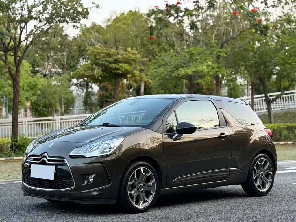DS 3 Classic 2014 2012 1.6L Ultimate Edition