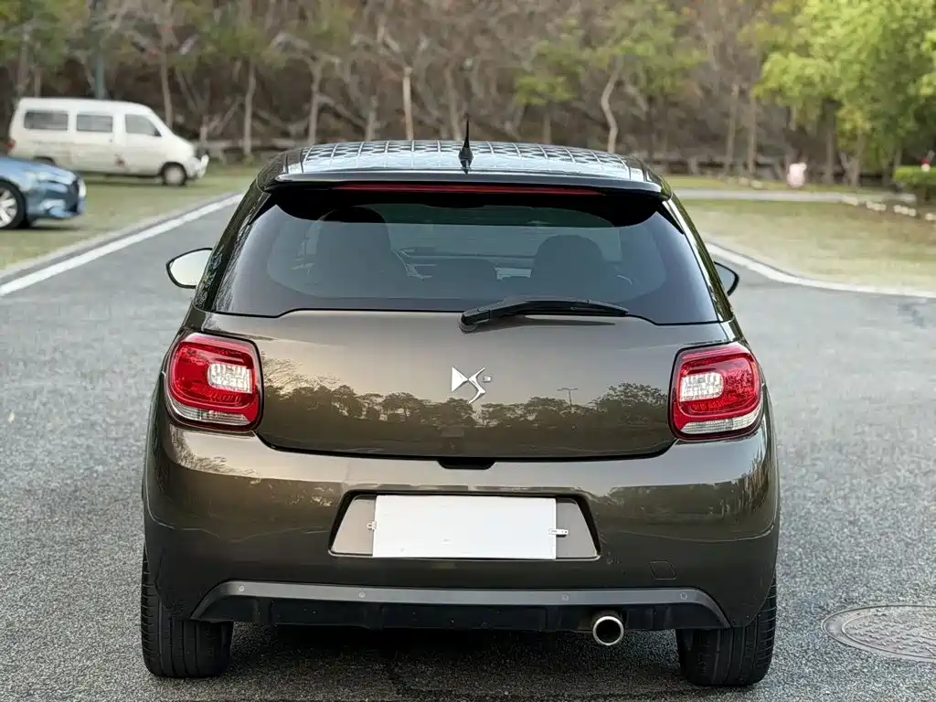 DS 3 Classic 2014 2012 1.6L Ultimate Edition