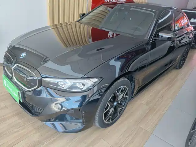 BMW i3 2024
