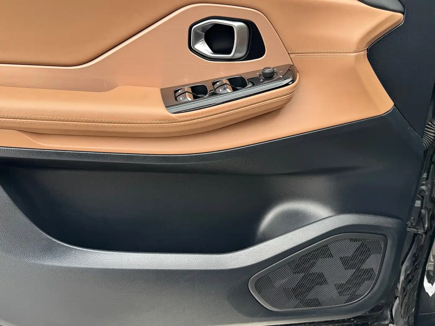 NIO ES8 2018 2018 Founder Edition