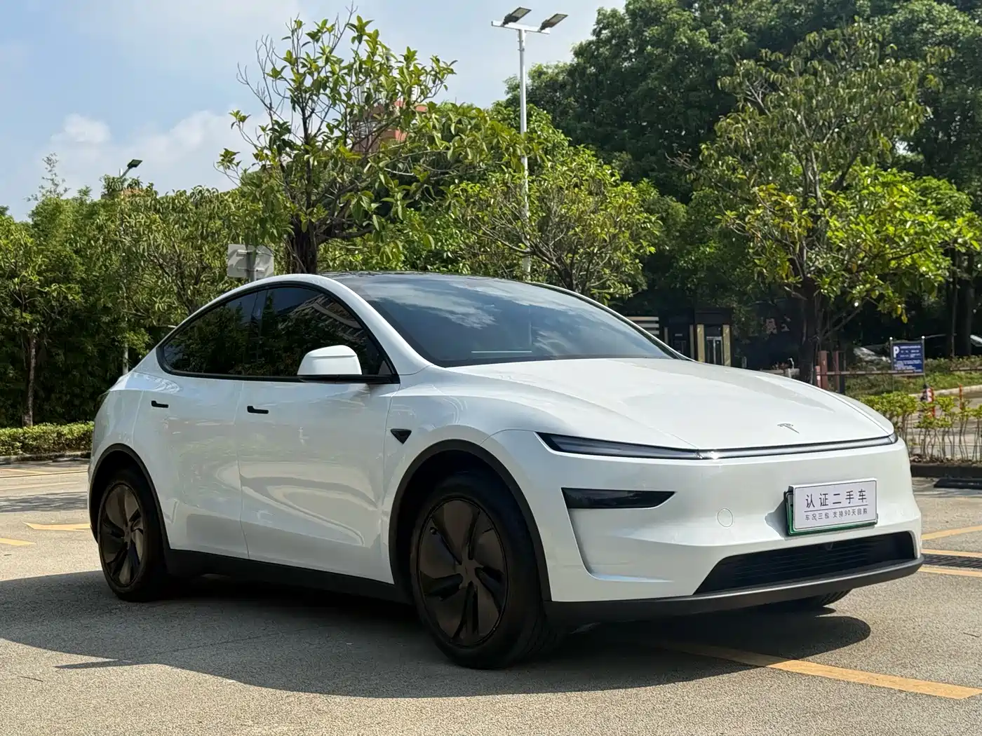 Tesla Model Y 2026 2026 Rear-Wheel Drive