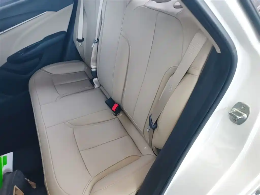 Buick Excelle 2019 15T DCT Connected Elite Type China VI фото 17