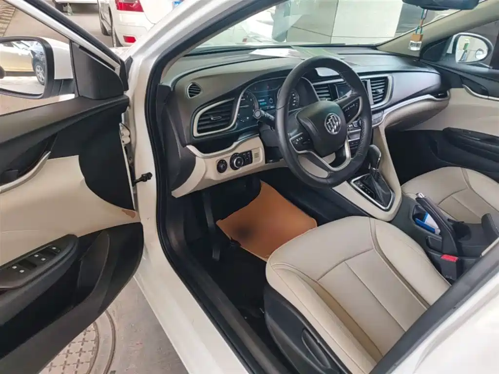 Buick Excelle 2019 15T DCT Connected Elite Type China VI фото 16