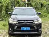 Фото 1 - Toyota Highlander