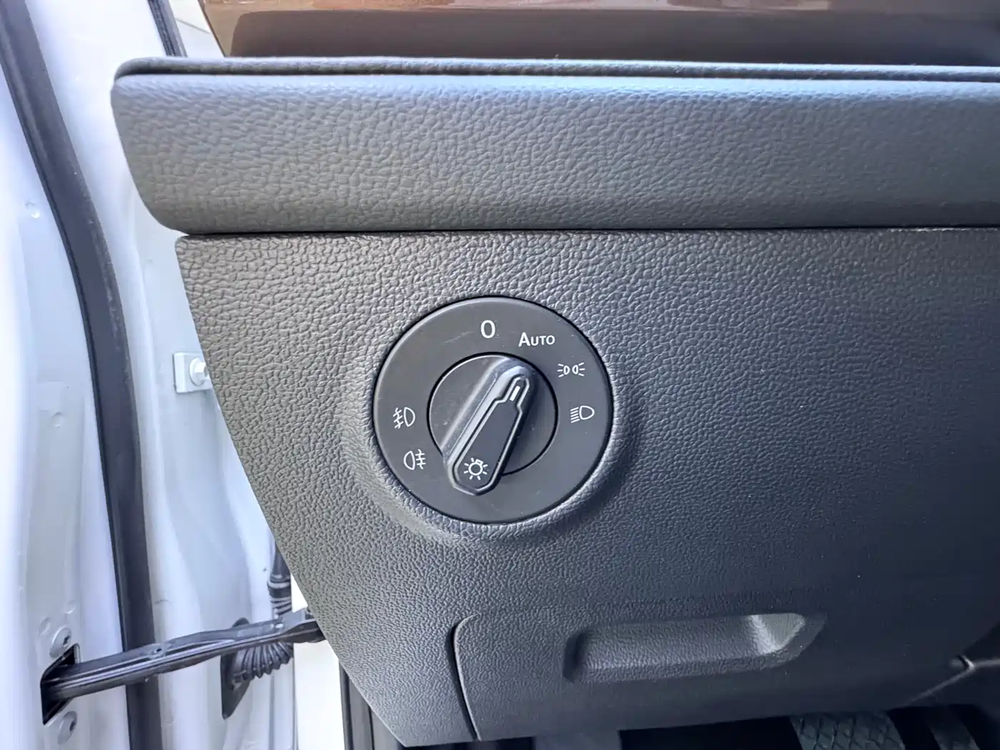Volkswagen Tharu 2022 280TSI FWD Luxury Edition фото 18