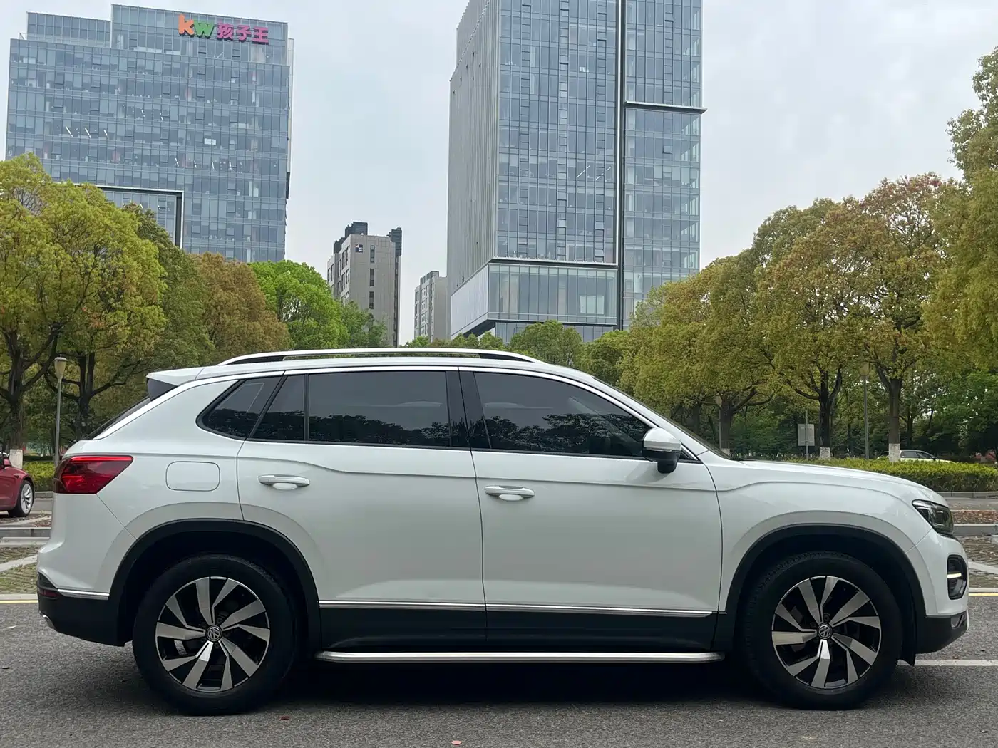 Volkswagen Tayron 2019 330TSI 2WD Luxury Plus China VI фото 7