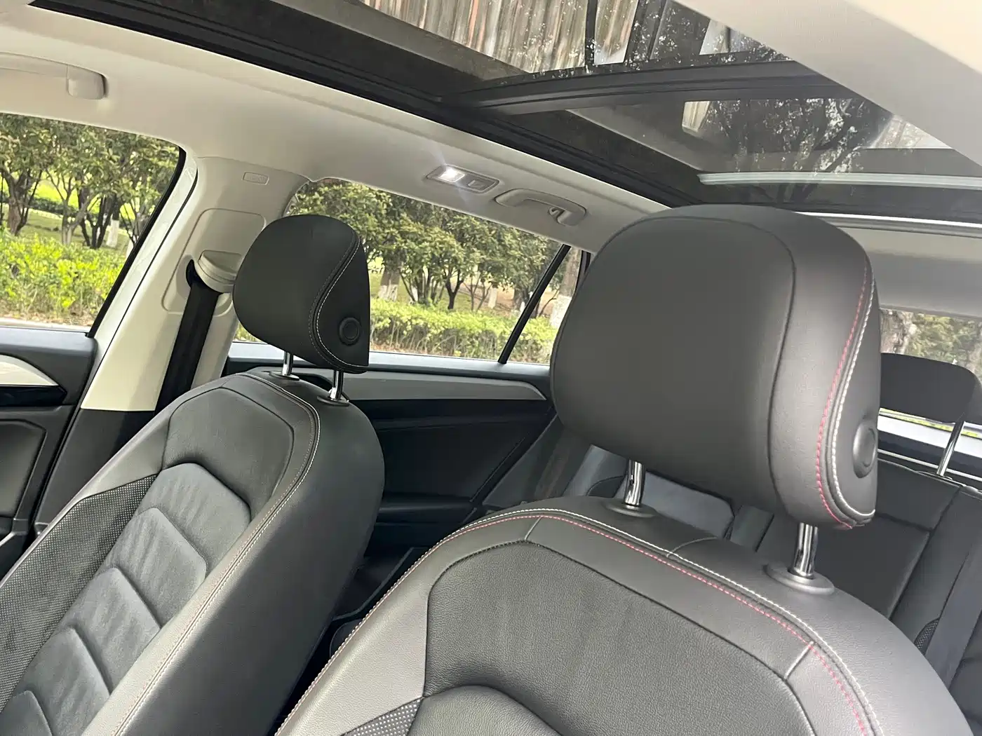 Volkswagen Tayron 2019 330TSI 2WD Luxury Plus China VI фото 13