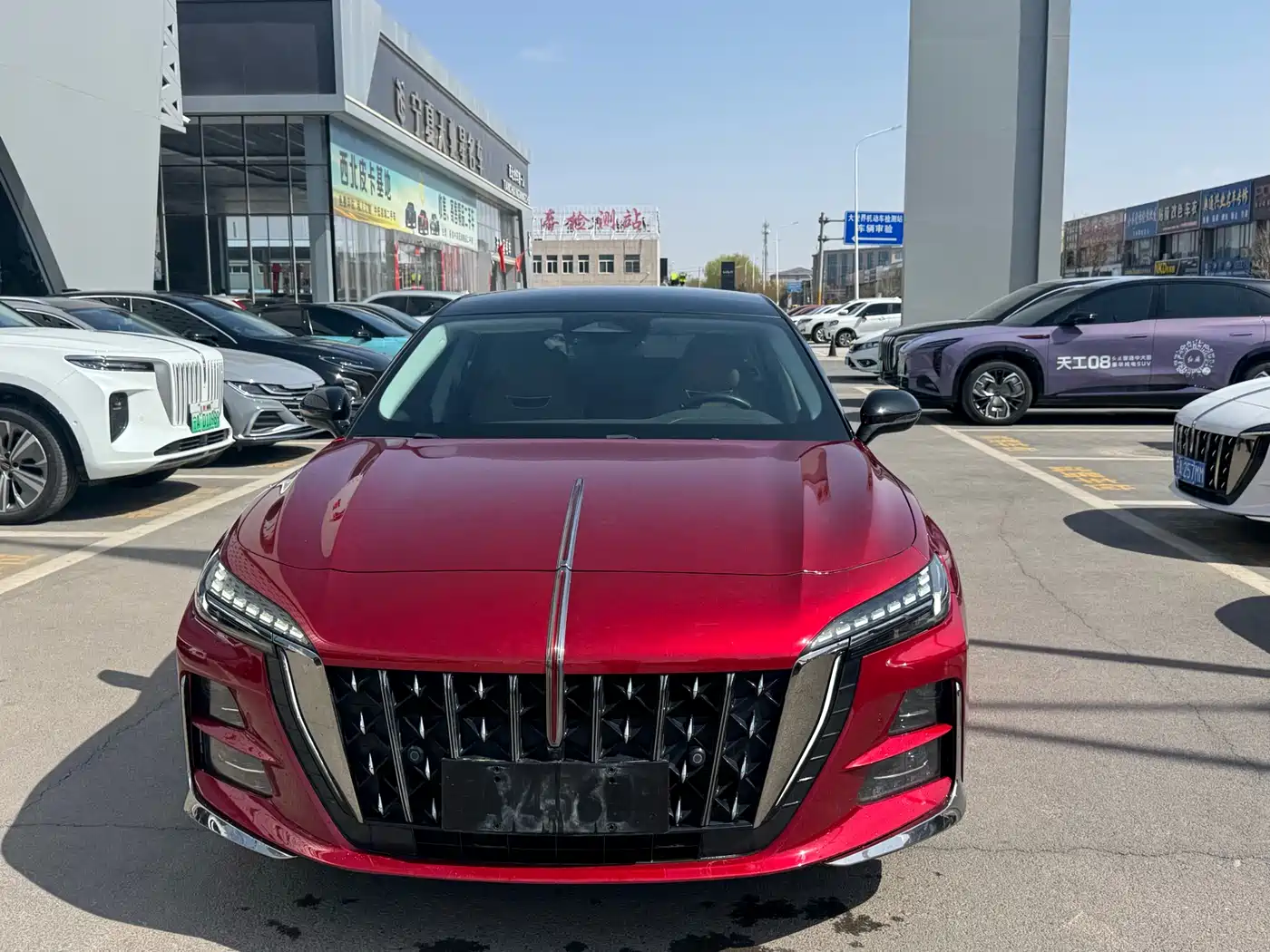 Hongqi H6 2024 Model 2.0T Ultimate Edition фото 2