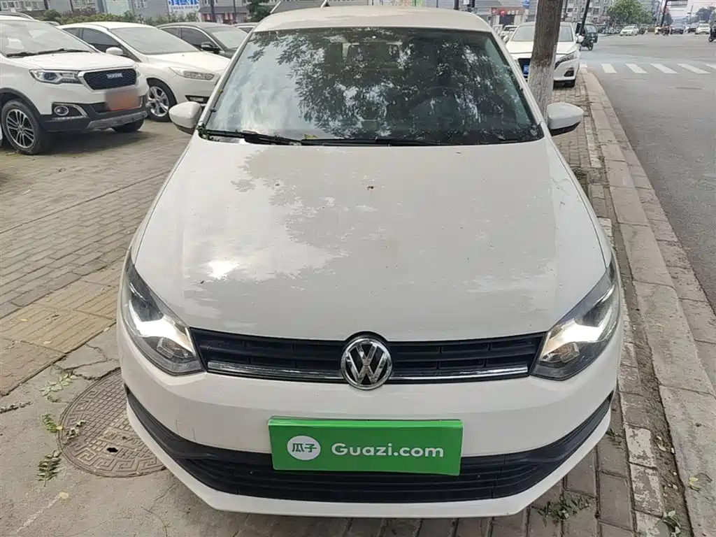 Volkswagen Polo 2018 1.5L Auto Safe Drive фото 3