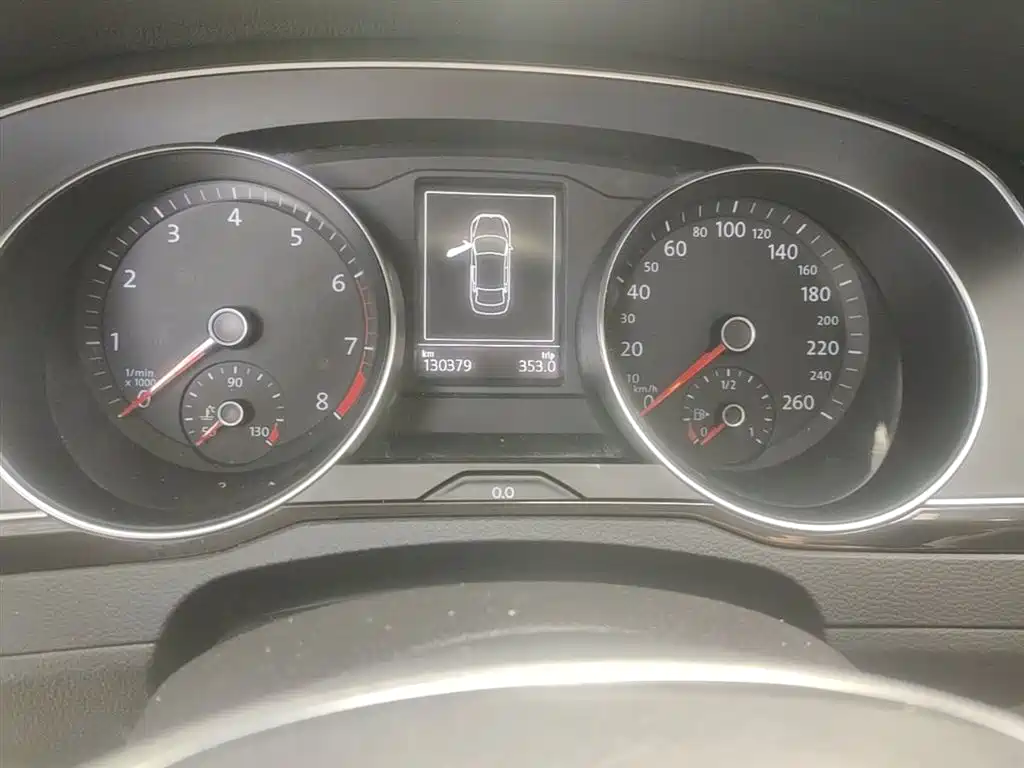 Volkswagen Magotan 2017 330TSI DSG Leading фото 12