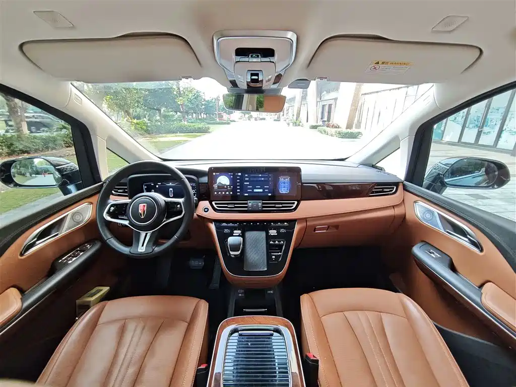 Hongqi HQ9 PHEV 2024 Model 2.0T AWD Luxury Edition фото 12