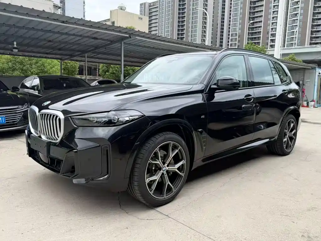 BMW X5 2026 2026 Facelift xDrive 30Li Exclusive M Sport Shadowline Package