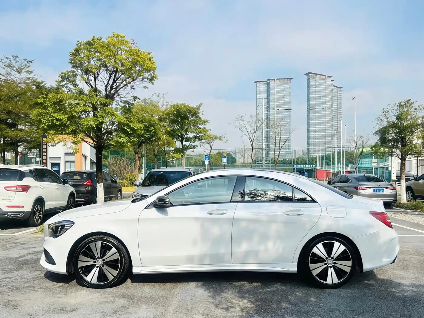 Mercedes-Benz CLA (Import) 2016 Facelift CLA 200 Style фото 7