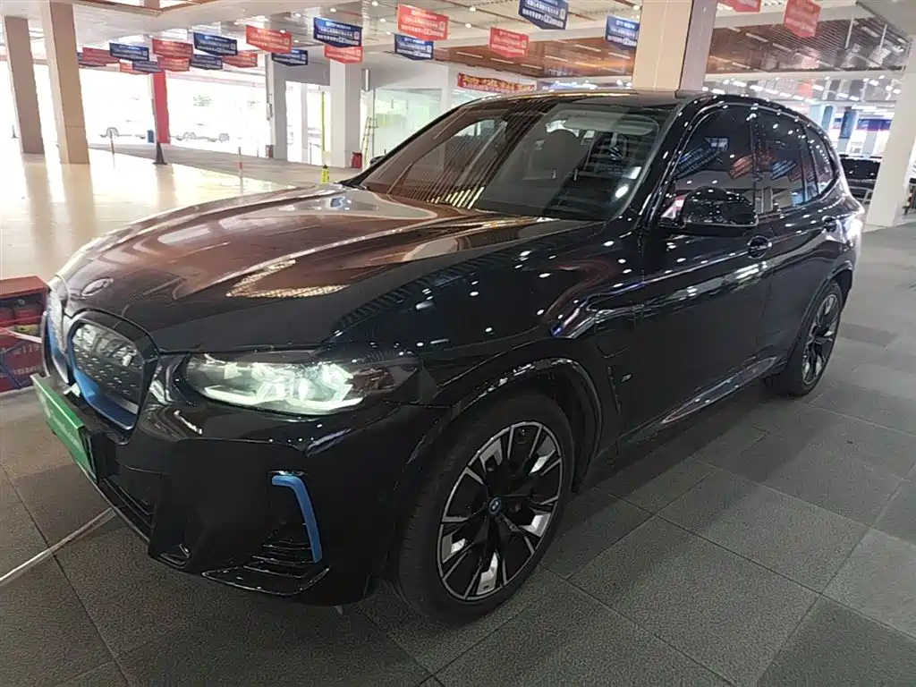 BMW iX3 2022 Innovation Leader фото 2