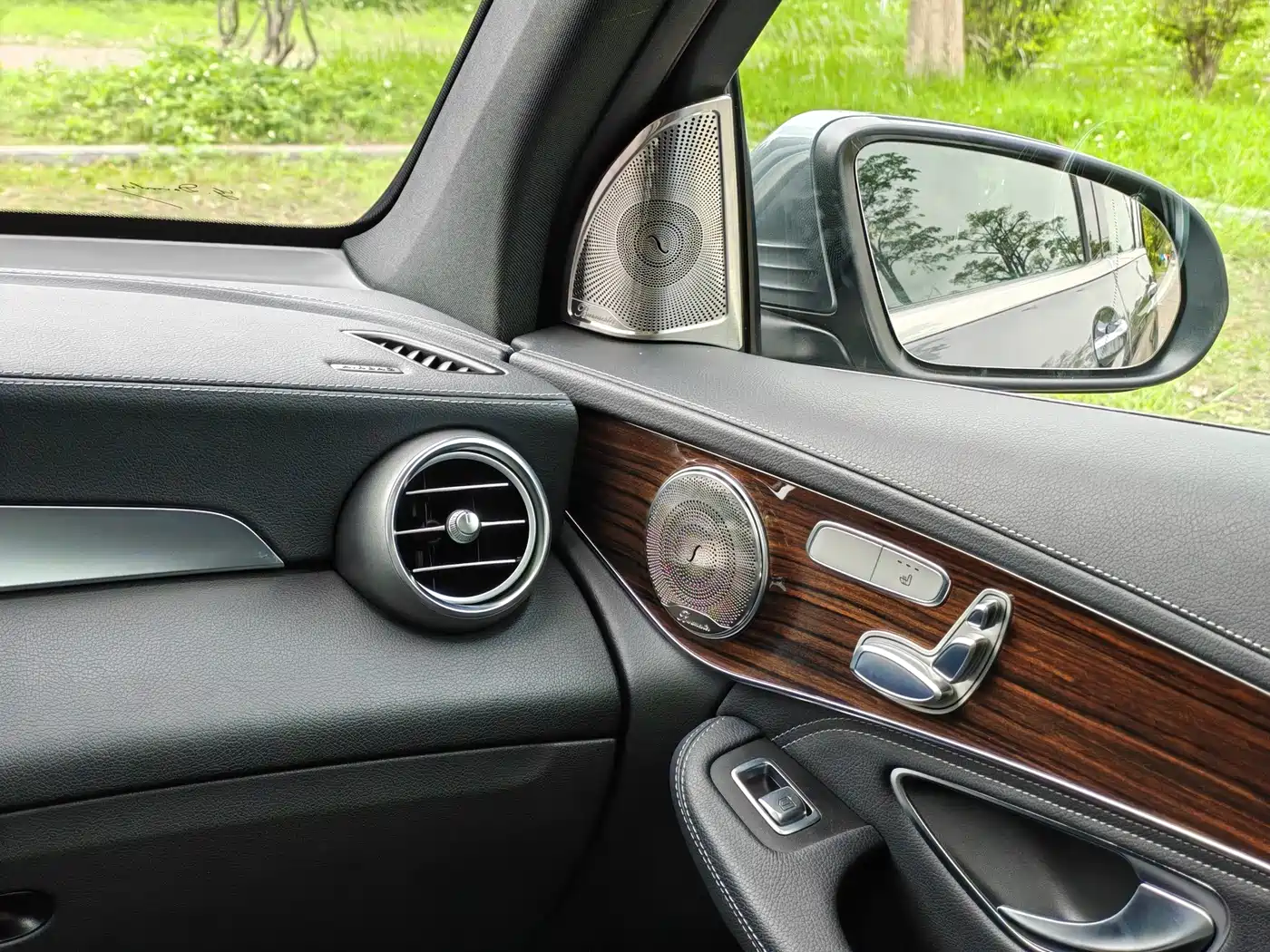 Mercedes-Benz GLC 2017 GLC 260 4MATIC Dynamic фото 13